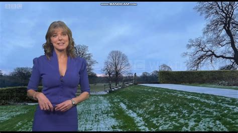 Louise Lear BBC Weather January 11th 2021 - 60 fps - YouTube