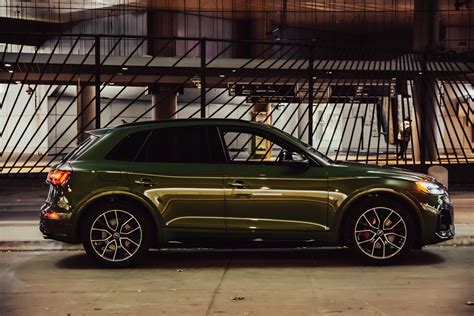 2022 Audi SQ5 3.0T Premium Plus quattro in District Green Metallic ...