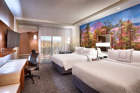 Courtyard by Marriott Sedona Rooms: Pictures & Reviews - Tripadvisor