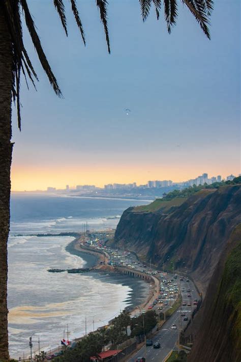 Coastline at Sunset in Lima, Peru · Free Stock Photo