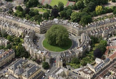 The Circus, Bath - aerial view Georgian Buildings, Iconic Buildings, Visit Bath, Walkable City ...