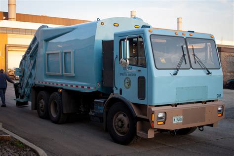 Los Angeles Receives Two All-Electric Garbage Trucks - Fleet News Daily : Fleet News Daily