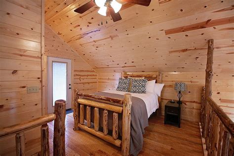 Hidden Hickory Cabin in Broken Bow, OK - Sleeps 2+ - Hidden Hills Cabins