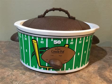 RIVAL Football Crock Pot Slow Cooker SCVS300 3 Quart NFL | Etsy in 2021 | Crock pot slow cooker ...