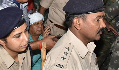 Tej Pratap Yadav-Aishwarya Rai Marriage: Lalu Prasad Gets 3-day Conditional Parole to Attend Son ...