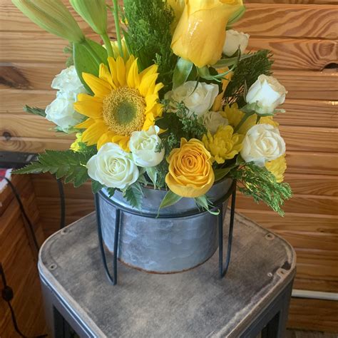 Double L Florist and Gift Boutique | Jacksboro TX