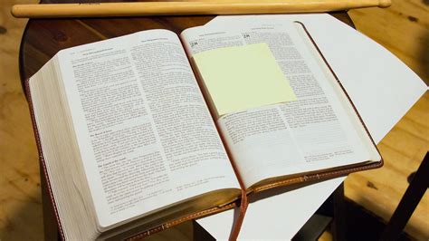 Bibel in 743 Sprachen vollständig übersetzt - Vatican News