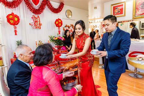 When to Host Your Chinese Wedding Tea Ceremony | Pros and Cons – East ...