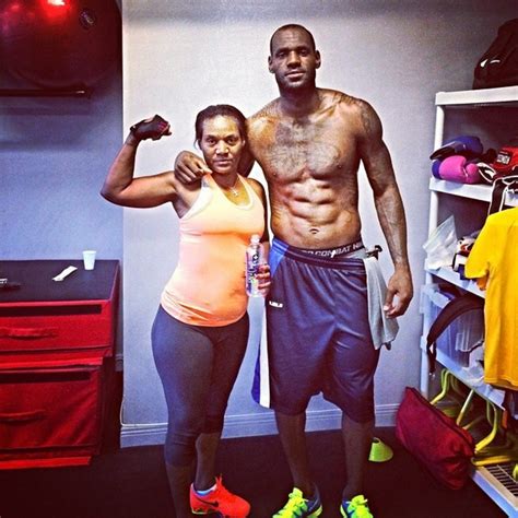 LeBron James Sets NBA Triple-Double Record, Shares Heartfelt Text From ...