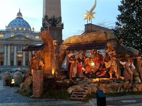 Piazza San Pietro Nativity Scene in Rome | Christmas in italy, San ...