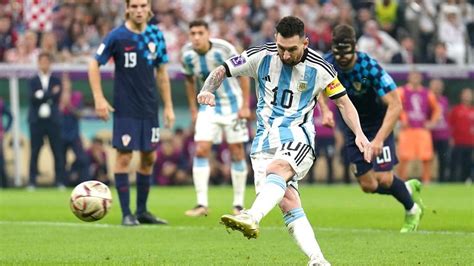 Lionel Messi masterclass helps Argentina to WC final | Is it written in the stars? | Video ...