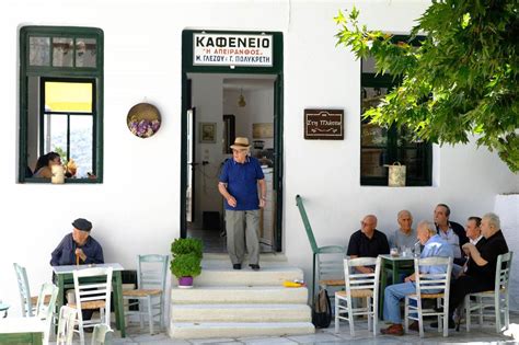 Cafes in Greece and traditional Kafenion | Greeka