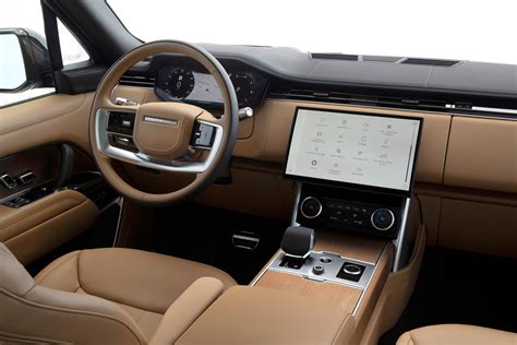 2022 Range Rover Interior Rear Seats