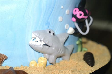 Pink Little Cake: Scuba Diving and Sharks Cake