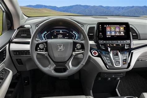 2024 Honda Odyssey: Hybrid Powertrain Rumored - Minivan USA