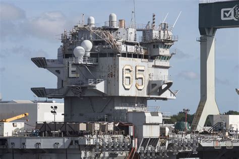 The decommissioning of the USS Enterprise ( CVN-65 ) - Daily Press