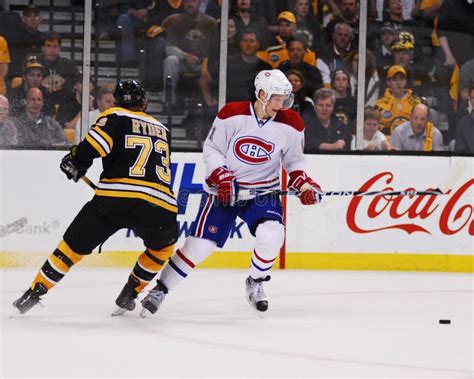 Lars Eller Montreal Canadiens Editorial Photo - Image of helmet, player: 47873926