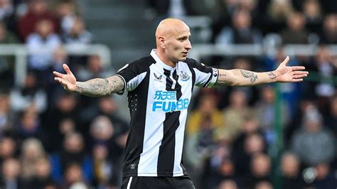 Jonjo Shelvey makes contract revelation after admitting Newcastle 'is a ...