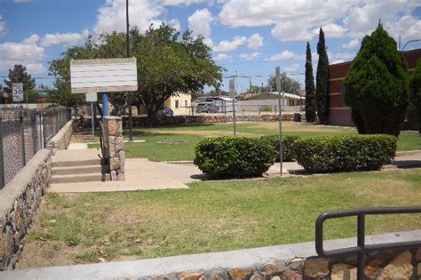 El Paso Independent School District Facilities | Hawkins Elementary School