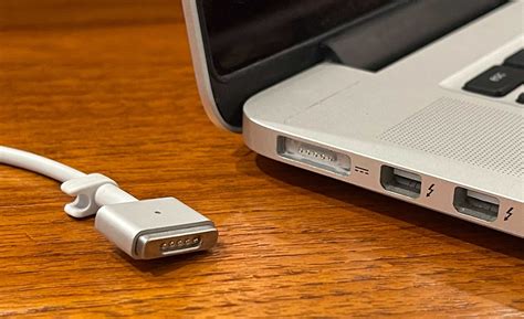 Macbook Air 2025 Magsafe - Anetta Jenilee