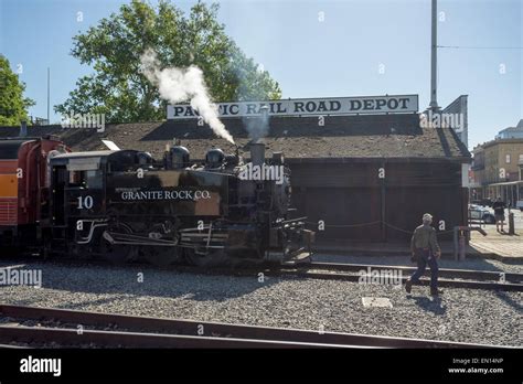 Train in Old Town Sacramento Area Stock Photo - Alamy