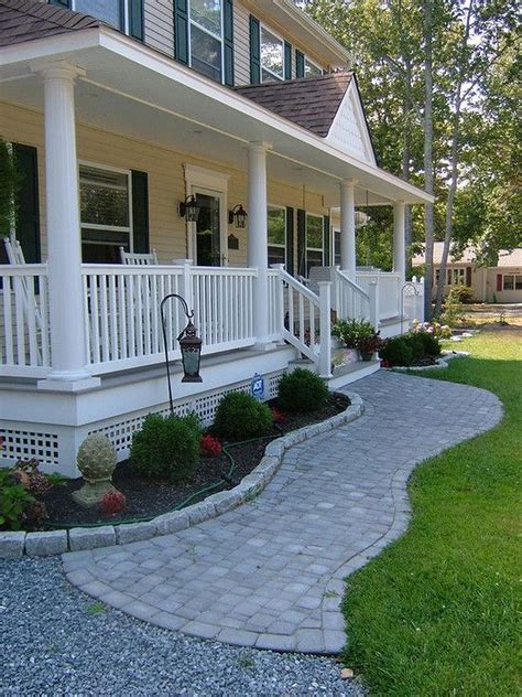 Simple And Beautiful Front Yard Landscaping Budget Friendly Ideas 11 | Porch landscaping, Front ...