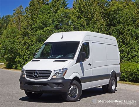 2016 Mercedes-Benz Sprinter 3500 Cargo Van Road Test Review | Mercedes ...