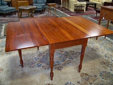 Lot - Vintage Solid Cherry Drop Leaf Dining Table