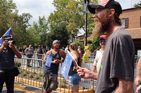 Downtown Dahlonega crowded with demonstrators, law enfo... | AccessWDUN.com