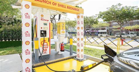 Shell Singapore Adds EV Chargers to Service Stations | WardsAuto