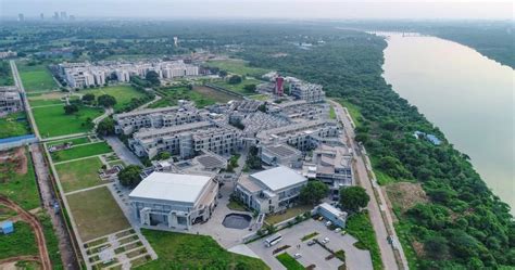 A view of IIT Gandhinagar Campus | SkillOutlook.com