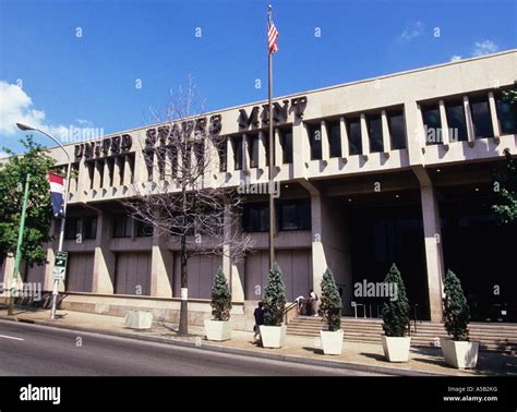 Philadelphia The United States Mint Building Stock Photo - Alamy