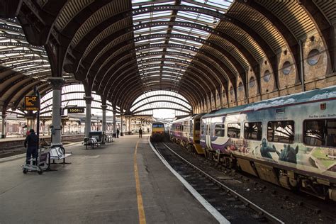 Train Station Platform Free Stock Photo - Public Domain Pictures