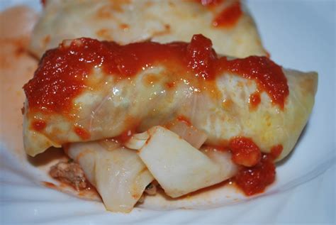 the komfort kitchen: Stuffed Cabbage (Galumpkis)