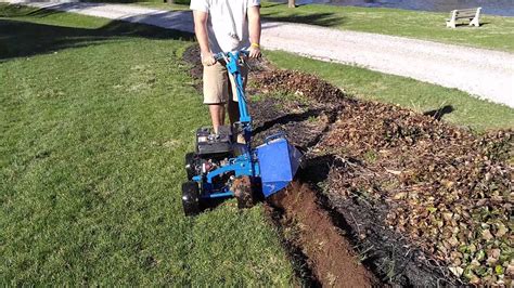 How to edge garden beds with a Bluebird Bed Bug Landscape Edger in New ...