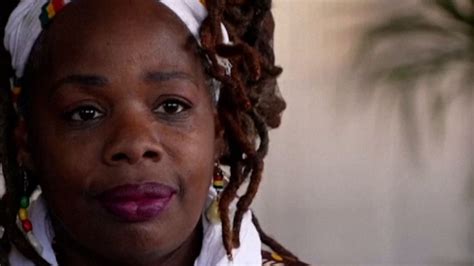 Ngozi Fulani speaks out on racism she faced at Buckingham Palace | ABC ...