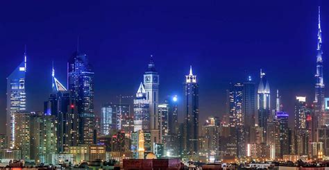 Nightlife in Dubai 2022 - 15 Ways to Enjoy Dubai at Night (2022)