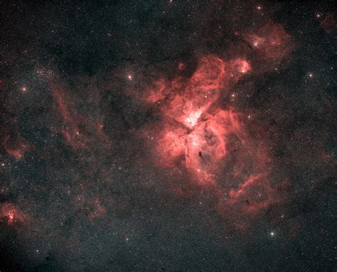 Digitized Sky Survey Image of the Carina Nebula Complex | HubbleSite