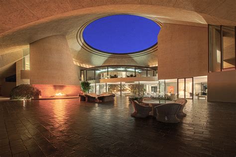 John Lautner's Bob Hope House, Palm Springs : r/ArchitecturePorn