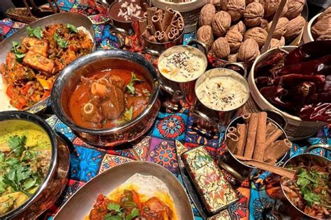 Top 10 Kashmiri Dishes You Must Try: A Guide To Kashmiri Cuisine - Tour ...