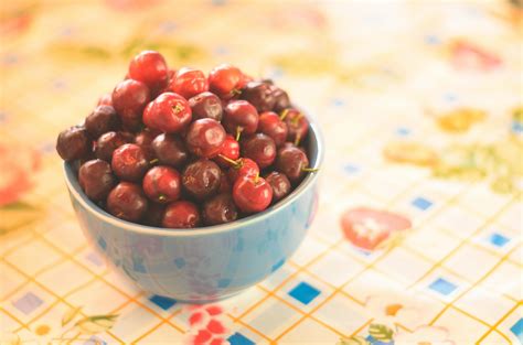 Free stock photo of acerola, acerola fruit, bowl