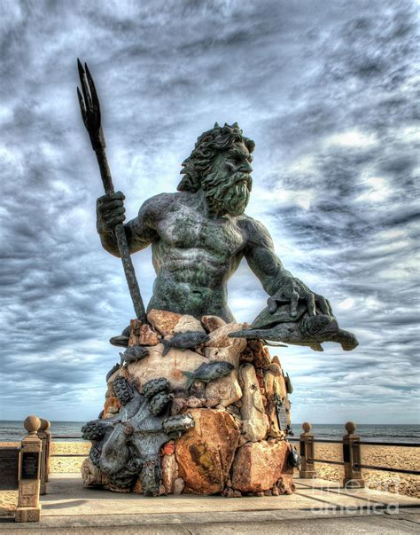 Neptune Statue Virginia Beach, 21 Beautiful Adventurous Things To Do In ...