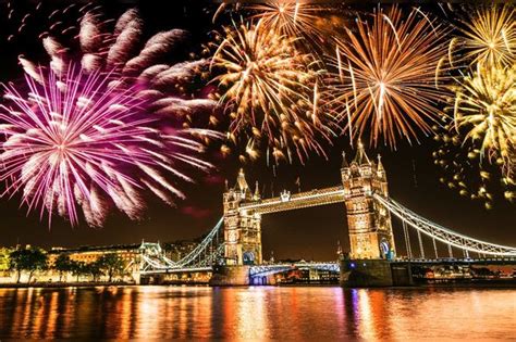 New Year’s Eve fireworks live stream: How to watch fireworks display ...