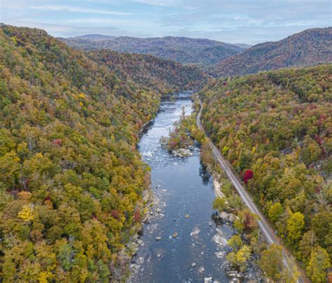 French Broad River Rafting | Nantahala Outdoor Center