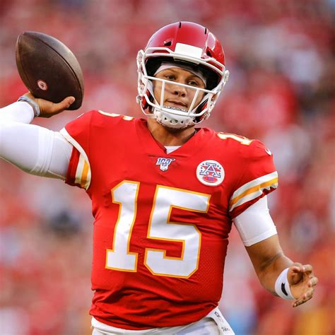 Preseason Week 1 Takeaways: Patrick Mahomes Looks Back in MVP Form ...