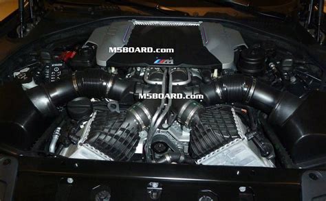 2012 BMW M5 Twin-Turbo V-8 Engine First Look