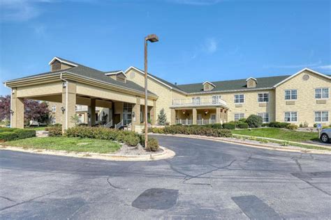 15 Best Hotels in Appleton, WI for 2024 (Top-Rated Stays!)