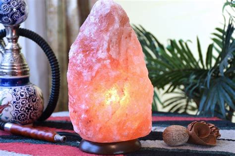 Buyer Beware: How to Avoid Being Duped by Fake Himalayan Salt Lamps | Houstonia