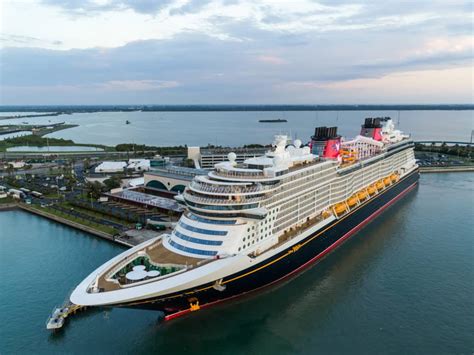 Disney Announces Anniversary Cruises, Loyalty Tier