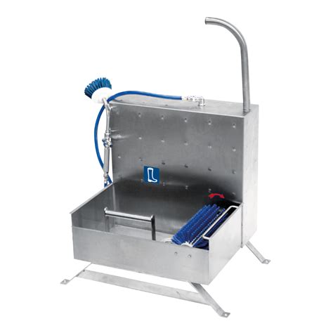 Bastion Sole cleaning machine with waterfed handbrush - FoodClean